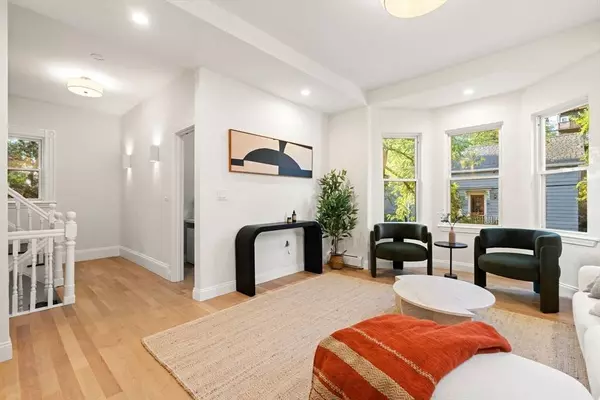 33 Jamaica St #2, Boston, MA 02130