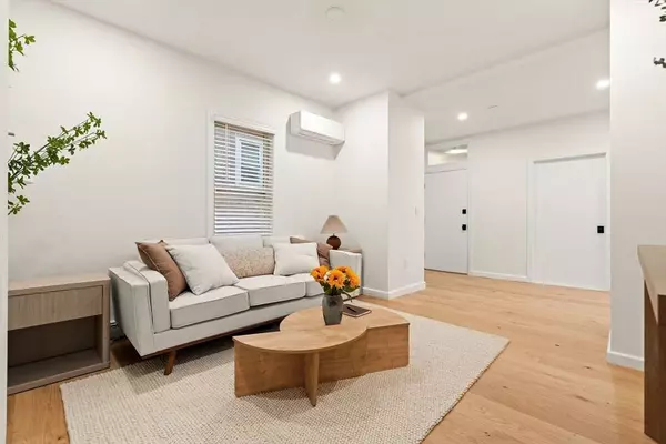 33 Jamaica St #1, Boston, MA 02130