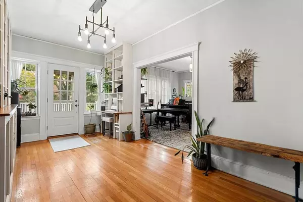 40-53 Robinwood Ave #2, Boston, MA 02130