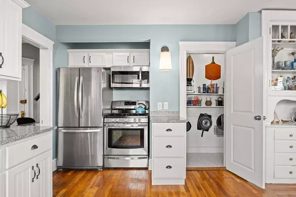 156A South #1L, Boston, MA 02130