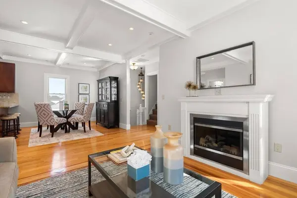 23 Rowe St #23, Boston, MA 02131