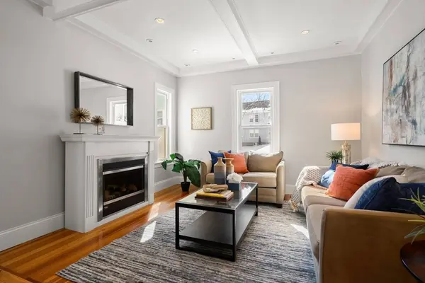 23 Rowe St #23, Boston, MA 02131