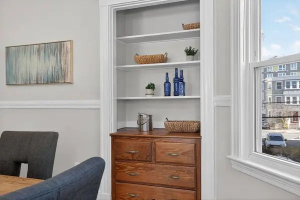 12 Woodlawn St #2, Boston, MA 02130