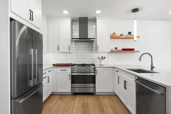 3171 Washington St #204, Boston, MA 02130