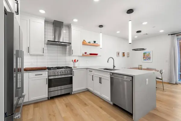 3171 Washington St #204, Boston, MA 02130