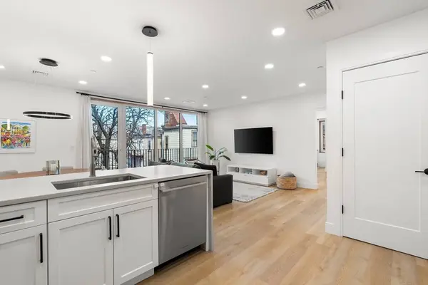 3171 Washington St #204, Boston, MA 02130