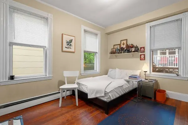 177 Chestnut Avenue, Boston, MA 02130