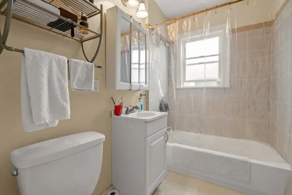 177 Chestnut Avenue, Boston, MA 02130