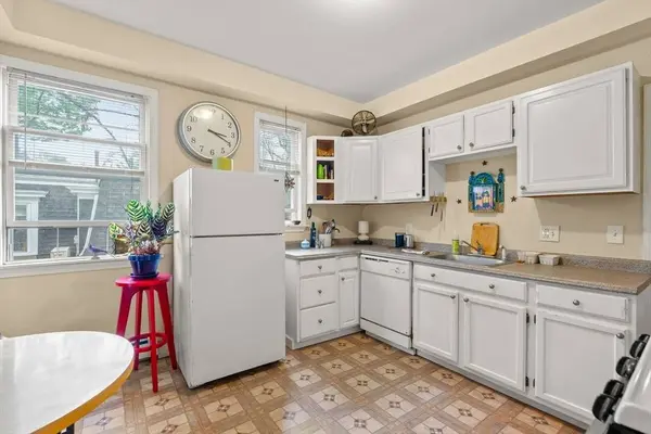 177 Chestnut Avenue, Boston, MA 02130