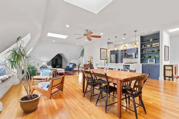 29 Greenough Ave #2, Boston, MA 02130