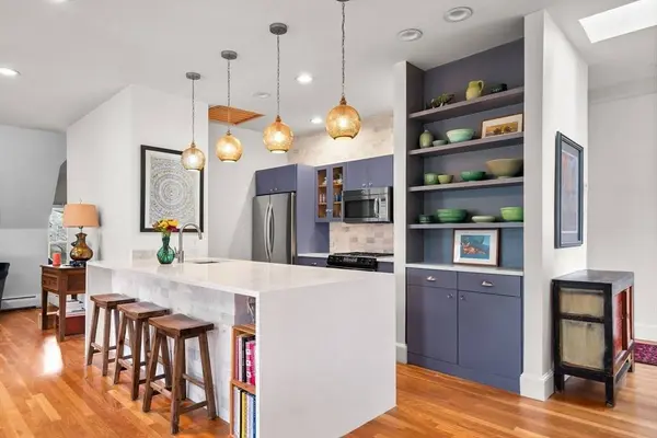 29 Greenough Ave #2, Boston, MA 02130