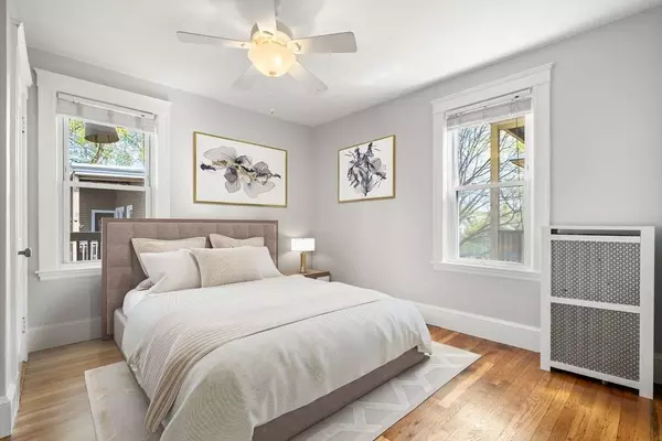 156A South #3R, Boston, MA 02130