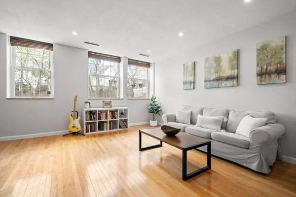 35 Eldridge #202, Boston, MA 02130