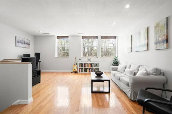35 Eldridge #202, Boston, MA 02130