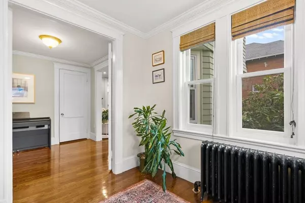 52 Metropolitan Ave #1, Boston, MA 02132