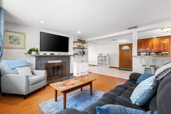 40 E Evergreen, Natick, MA 01760