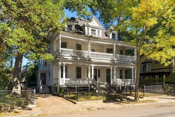 25 Hutchings St, Boston, MA 02121