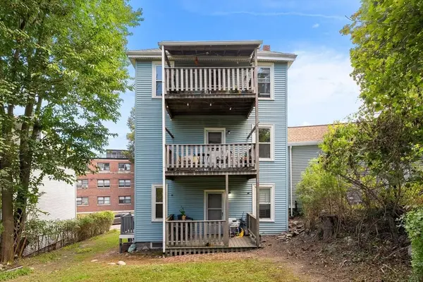 96 Jamaica St, Boston, MA 02130