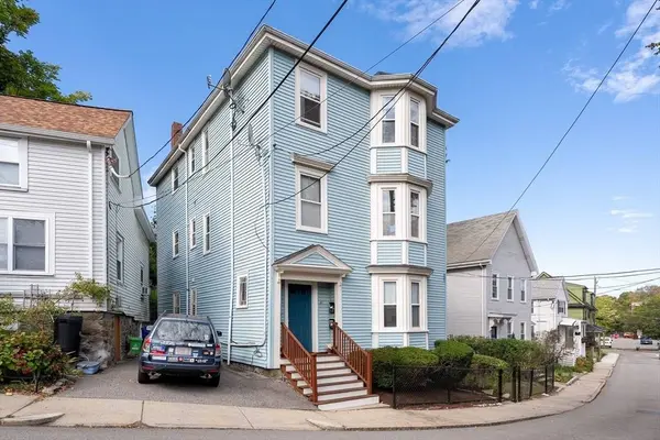 96 Jamaica St, Boston, MA 02130