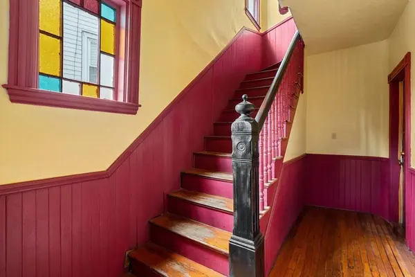 96 Jamaica St, Boston, MA 02130