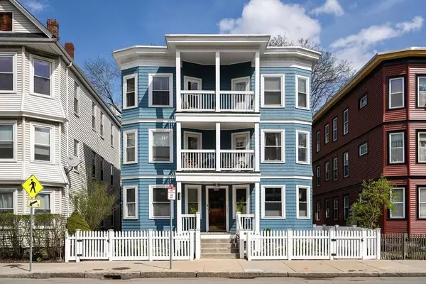 156A South #1L, Boston, MA 02130