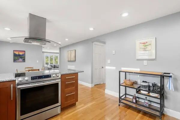 111 Fayette St #2, Watertown, MA 02472