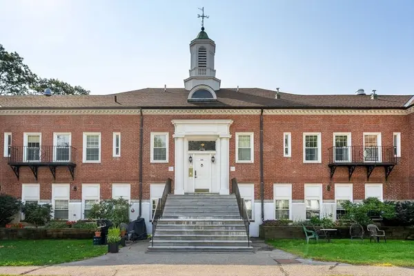 35 Eldridge Rd #U209, Boston, MA 02130