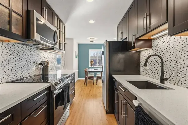 1206 Greendale Ave #217, Needham, MA 02492