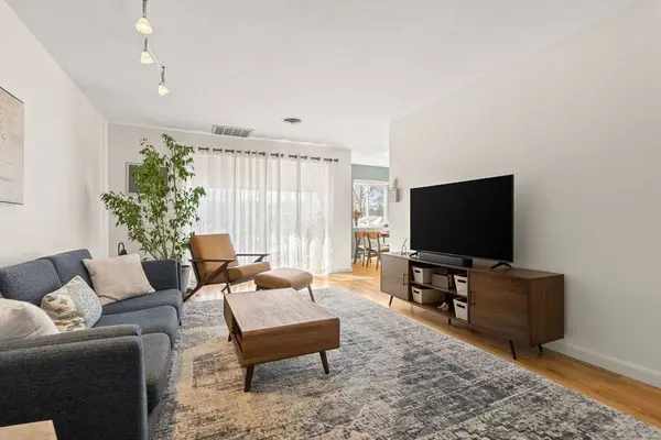 1206 Greendale Ave #217, Needham, MA 02492