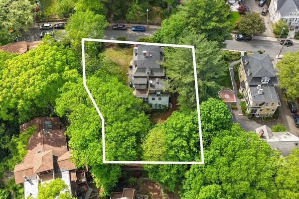 212 Chestnut Ave, Boston, MA 02130