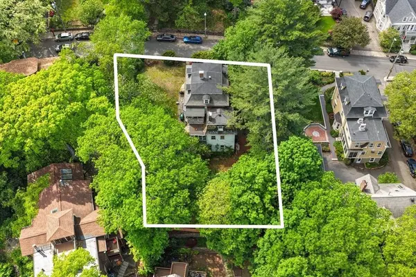 212 Chestnut Ave, Boston, MA 02130