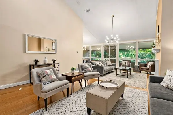 241 Perkins St #B102, Boston, MA 02130