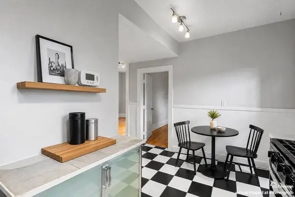 72 Mozart #2, Boston, MA 02130