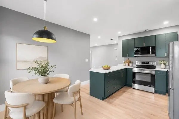 1 Boylston Place #3, Boston, MA 02130
