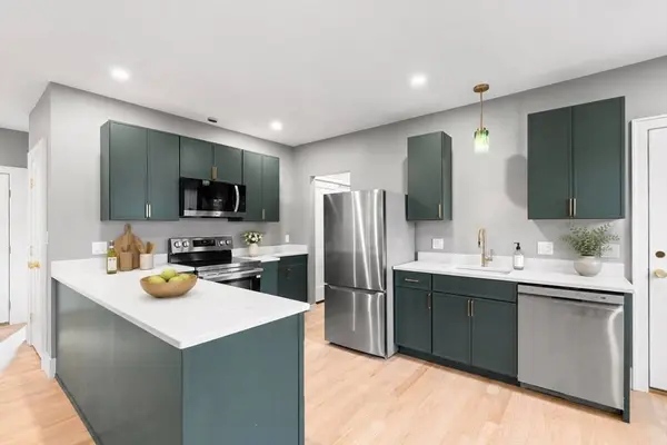 1 Boylston Place #3, Boston, MA 02130