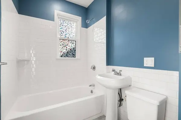 1 Boylston Place #3, Boston, MA 02130