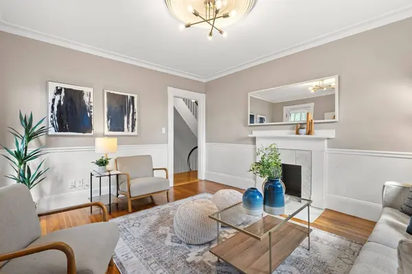 33-35 Green St #3, Boston, MA 02130