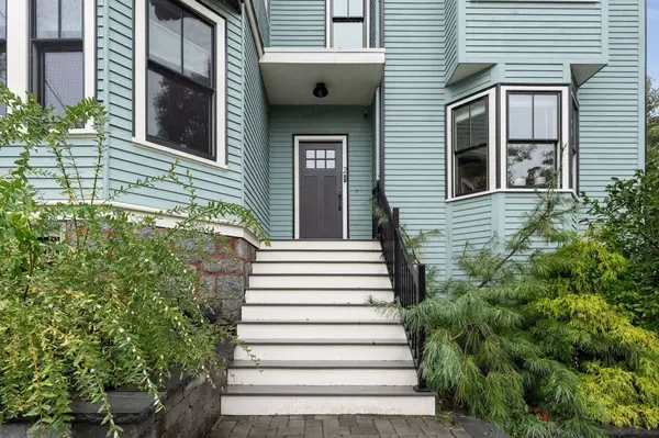 1 Prospect Ave #2, Boston, MA 02131
