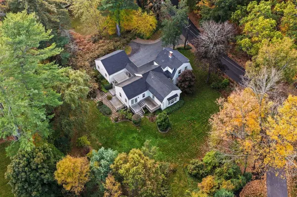 9 Training Field Road, Wayland, MA 01778