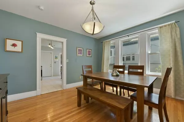 58 Forest Hills St #2, Boston, MA 02130