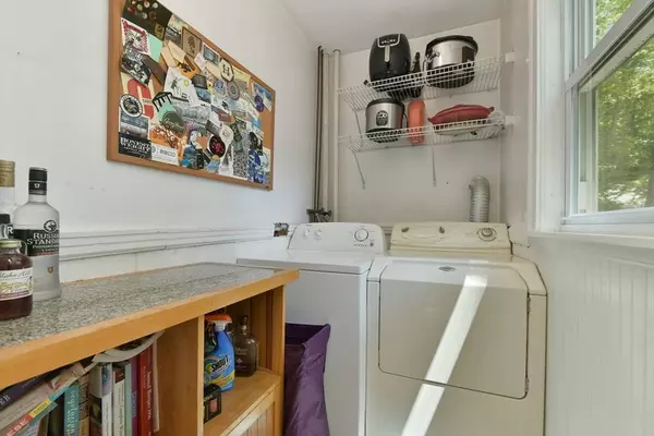 58 Forest Hills St #2, Boston, MA 02130