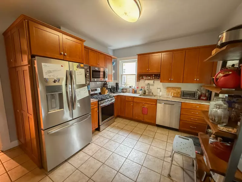 17 Hall St #2, Jamaica Plain, MA 02130-3222