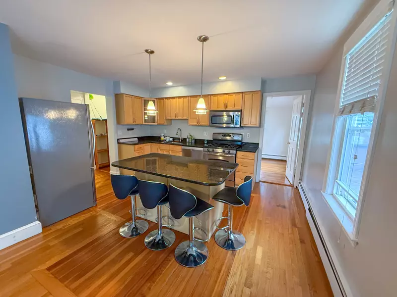 38 Kittredge St #2, Roslindale, MA 02131-3540
