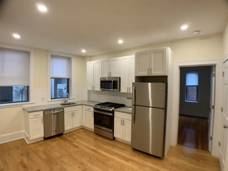 9 Seaverns Ave #1R, Jamaica Plain, MA 02130-2872