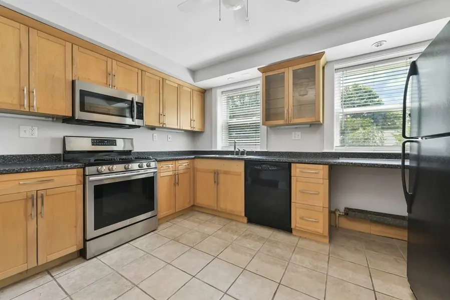 4 Oleary Way #76, Jamaica Plain, MA 02130-3758