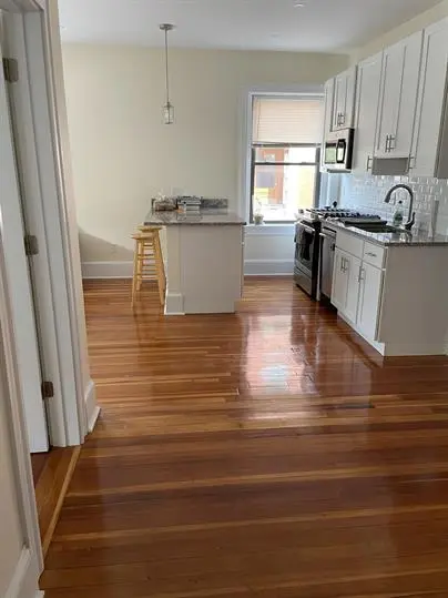 11 Seaverns Ave #1F, Jamaica Plain, MA 02130-2873