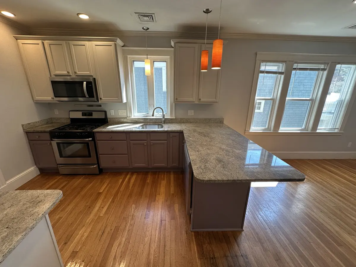 42 Glen Rd #3, Jamaica Plain, MA 02130-3306