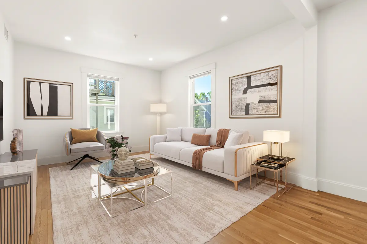 51 Boylston St #2, Jamaica Plain, MA 02130-4422
