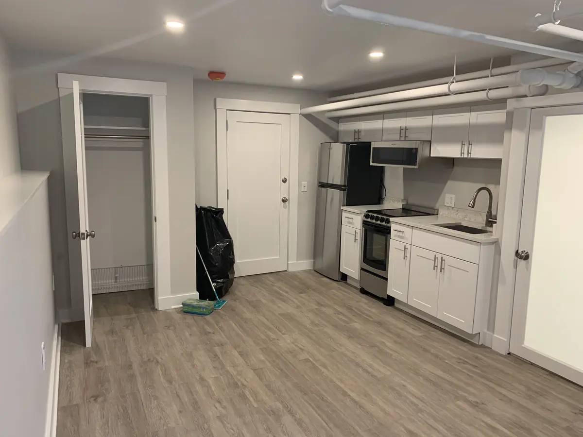 4 Brown Ter #1, Jamaica Plain, MA 02130-2886