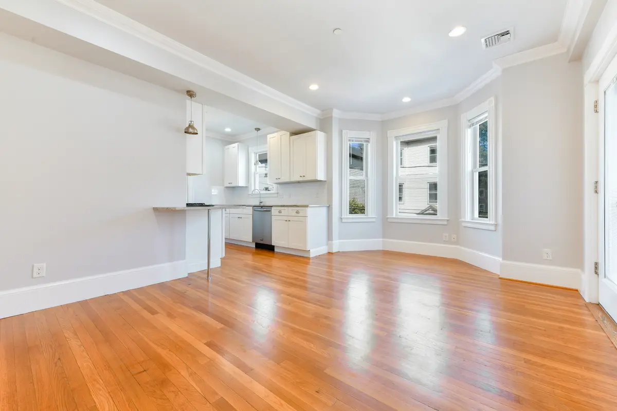 14 Armstrong St #2, Jamaica Plain, MA 02130-5006